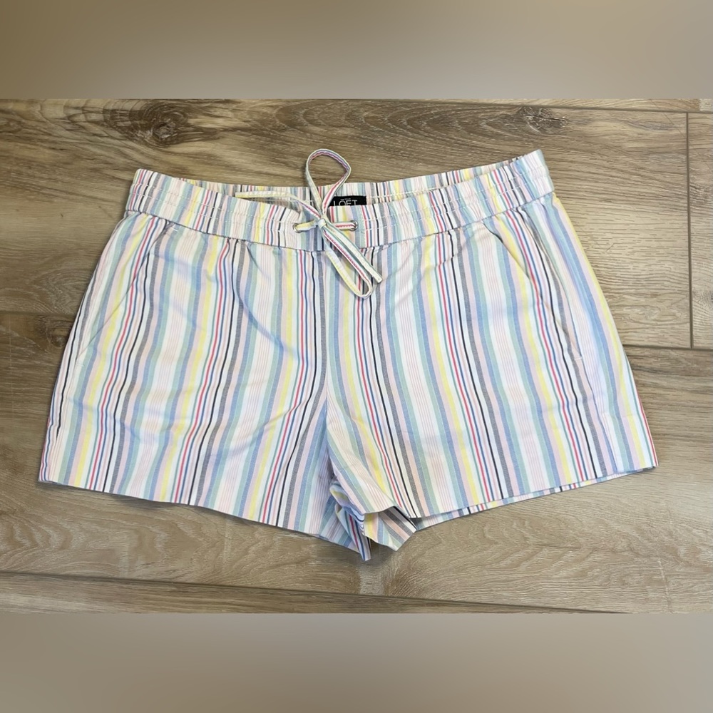 LIKE NEW LOFT SHORTS